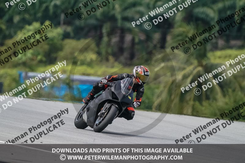 Sepang;event digital images;motorbikes;no limits;peter wileman photography;trackday;trackday digital images